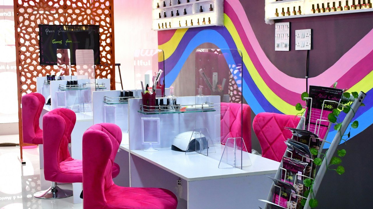 ROYAL WOMEN SPA