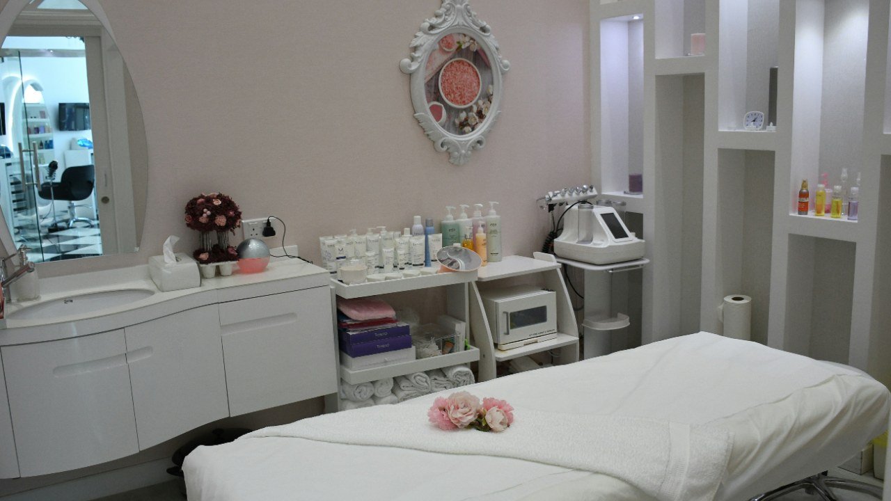 Zenith Massage & Beauty